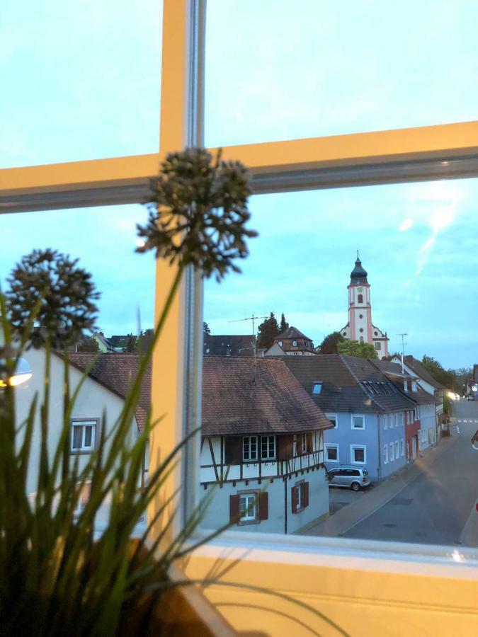 Wohnung 2 - Nur 5 Fahrminuten Vom Europapark Ettenheim Eksteriør billede